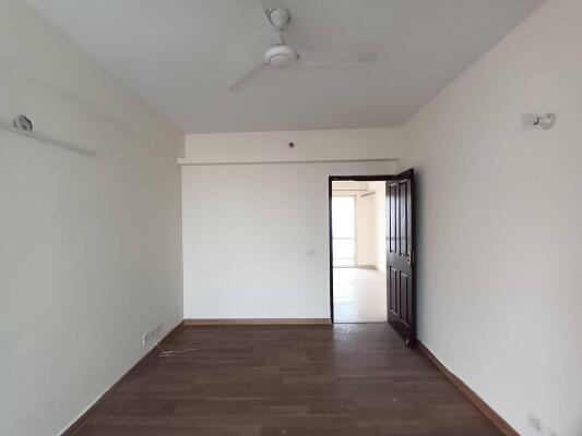 3 BHK Flat in Sector 110, Noida