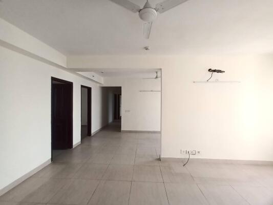 3 BHK Flat in Sector 110, Noida