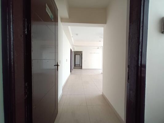 3 BHK Flat in Sector 110, Noida