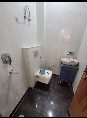 3 BHK Independent Builder Floor in Sector 25 Rohini, Delhi