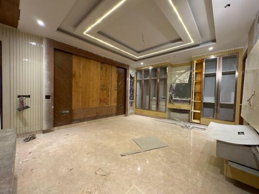5 BHK Independent Builder Floor in Niti Khand 2, Ghaziabad