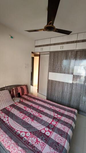 2 BHK Flat in Mulund East, Mumbai