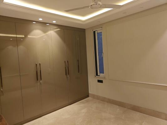 3 BHK Independent Builder Floor in Surajmal Vihar, Delhi