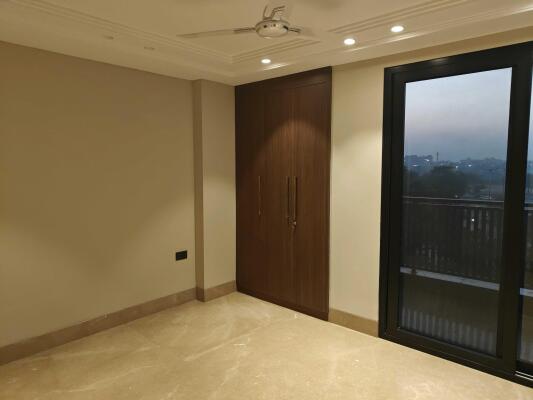 3 BHK Independent Builder Floor in Surajmal Vihar, Delhi