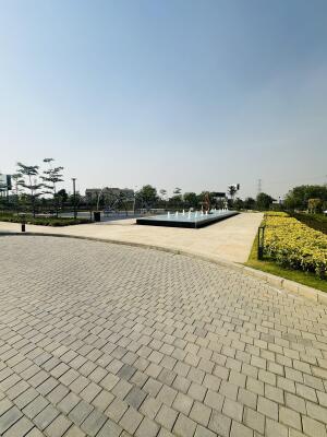 Residential land / Plot in NH 8, Dharuhera
