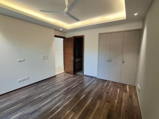 4 BHK Independent Builder Floor in Anand Niketan, Delhi