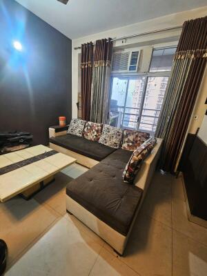 2 BHK Flat in Ahinsa Khand 1, Ghaziabad