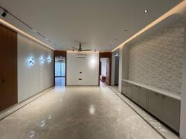 4 BHK Independent Builder Floor in Nirvana Country, Gurgaon