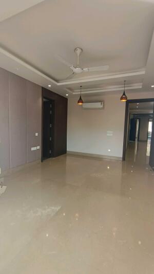 4 BHK Independent Builder Floor in DLF Phase 2, Gurgaon