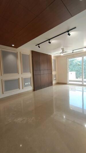 4 BHK Independent Builder Floor in DLF Phase 2, Gurgaon