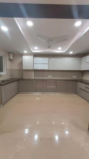 4 BHK Independent Builder Floor in DLF Phase 2, Gurgaon