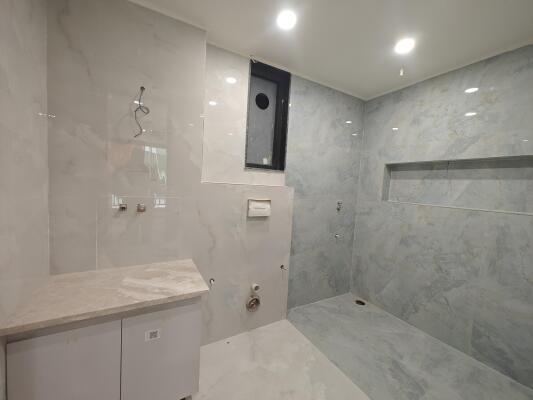 4 BHK Independent Builder Floor in Palam Vihar, Gurgaon