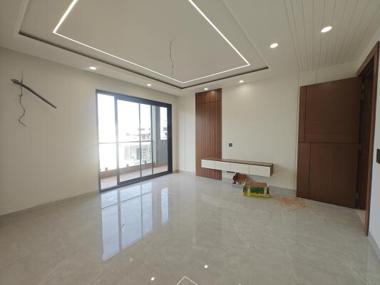 4 BHK Independent Builder Floor in Palam Vihar, Gurgaon