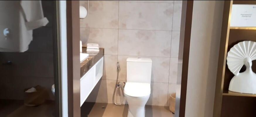 3 BHK Flat in Sector 128, Noida