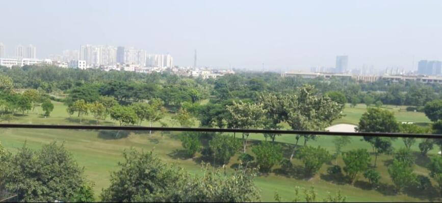 3 BHK Flat in Sector 128, Noida