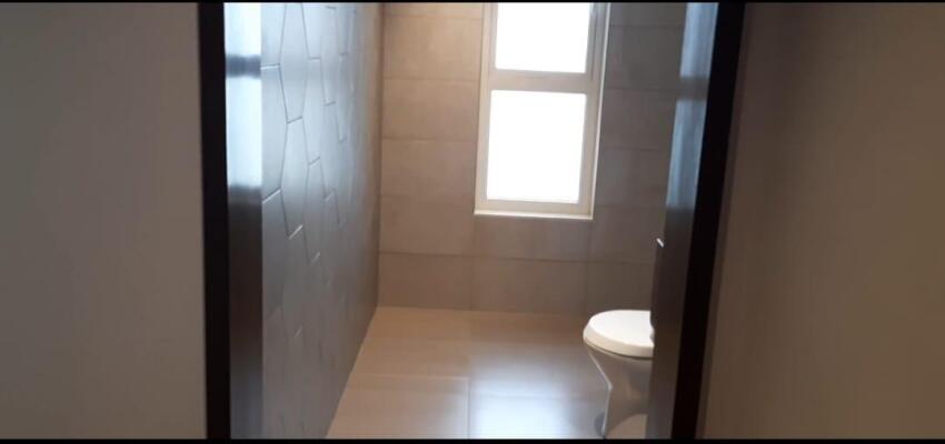 3 BHK Flat in Sector 128, Noida