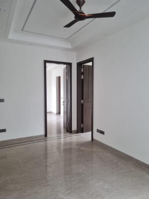 4 BHK Independent Builder Floor in Green Park Extension, Delhi