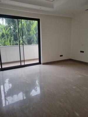 4 BHK Independent Builder Floor in Green Park Extension, Delhi