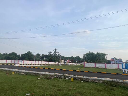 Residential land / Plot in Varadharajapuram, Chennai