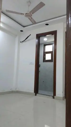 2 BHK Independent Builder Floor in Mahavir Enclave, Delhi