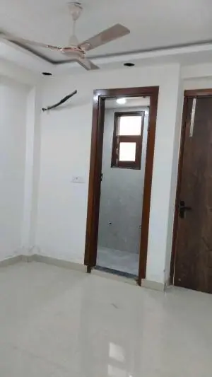 2 BHK Independent Builder Floor in Mahavir Enclave, Delhi