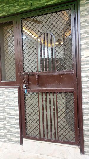 2 BHK Flat in Sector 13 Rohini, Delhi