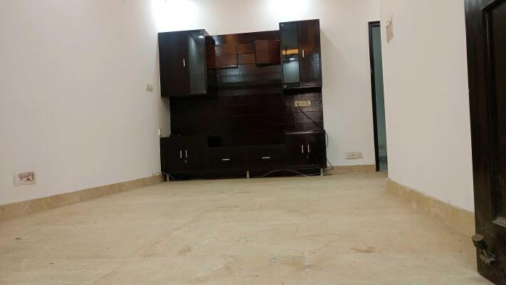 2 BHK Flat in Sector 13 Rohini, Delhi