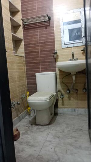 2 BHK Flat in Sector 13 Rohini, Delhi