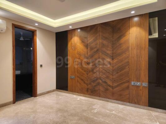 3 BHK Independent Builder Floor in East of Kailash, Delhi