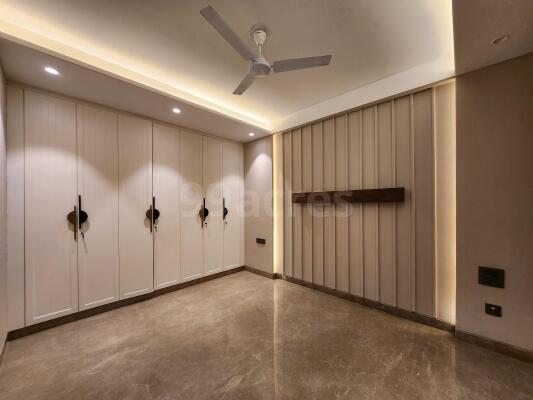 3 BHK Independent Builder Floor in East of Kailash, Delhi