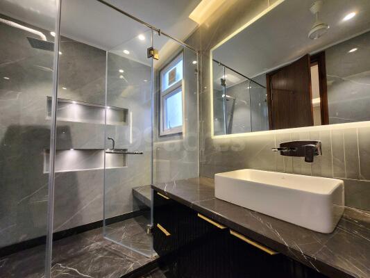3 BHK Independent Builder Floor in East of Kailash, Delhi