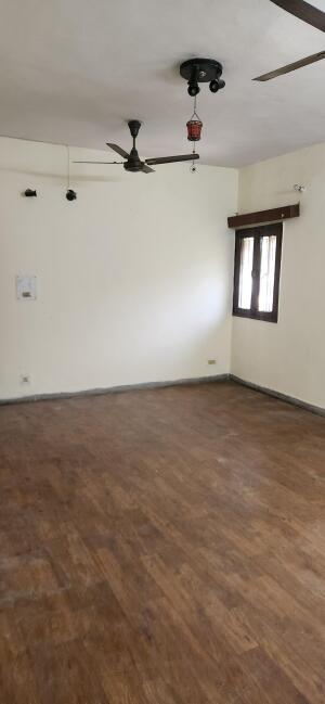 3 BHK Flat in Alaknanda, Delhi