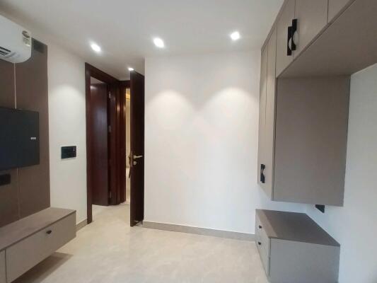 3 BHK Flat in Kaushambi, Ghaziabad