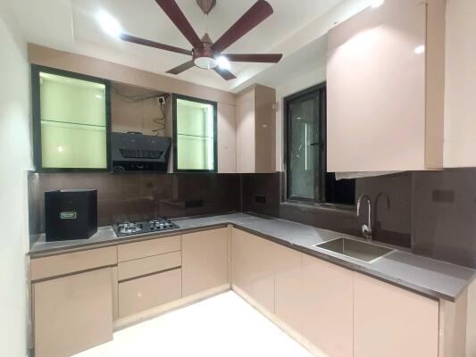 3 BHK Flat in Kaushambi, Ghaziabad