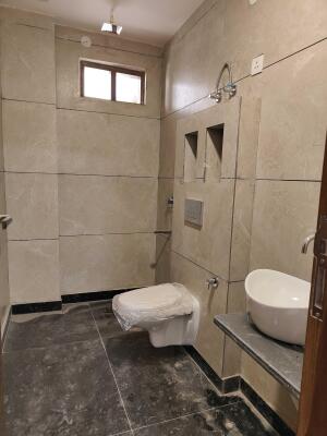 3 BHK Independent Builder Floor in Sector 7 Rohini, Delhi
