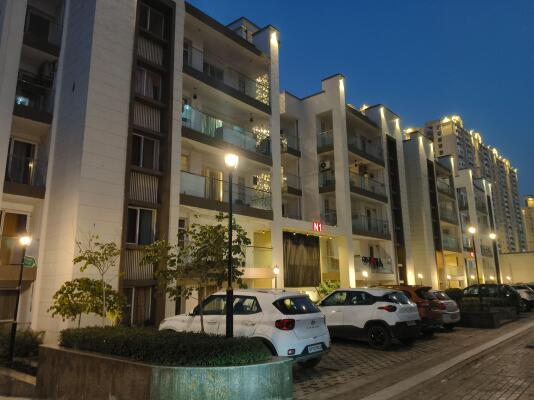 2 BHK Flat in Sector Chi 5, Greater Noida