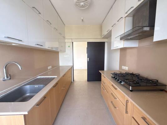 2 BHK Flat in Pirojshanagar, Vikhroli East