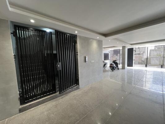 3 BHK Independent Builder Floor in Sector 8 Dwarka, Delhi
