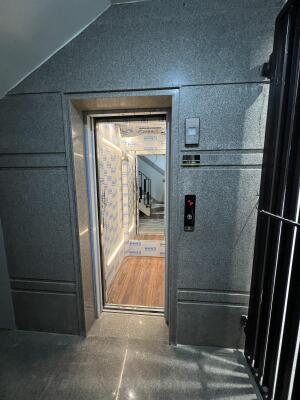 3 BHK Independent Builder Floor in Sector 8 Dwarka, Delhi