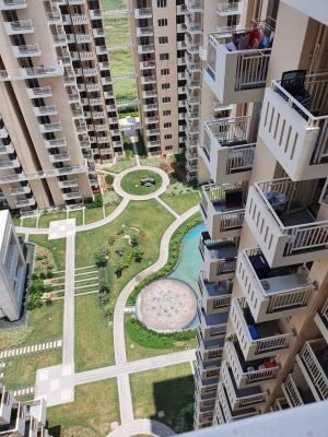 2 BHK Flat in Sector 68, Gurgaon