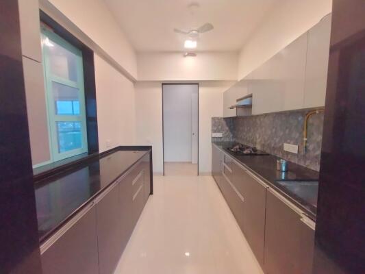 4 BHK Flat in Wadala, Mumbai
