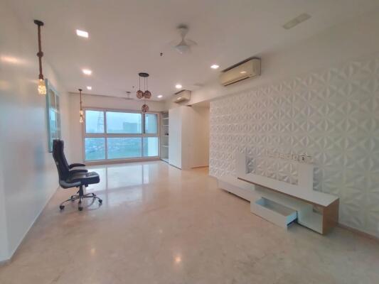 4 BHK Flat in Wadala, Mumbai