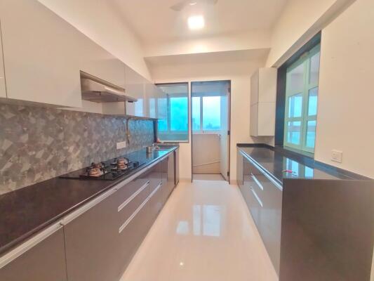 4 BHK Flat in Wadala, Mumbai