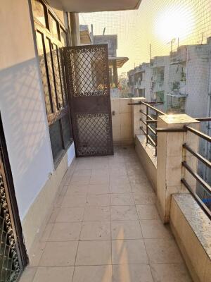 2 BHK Flat in Makanpur, Ghaziabad