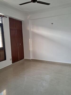 2 BHK Flat in Makanpur, Ghaziabad