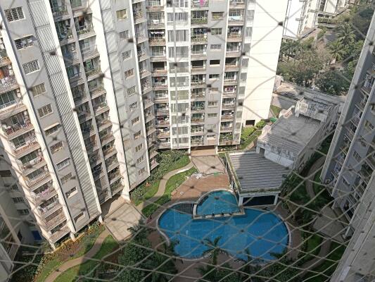 3 BHK Flat in Lokhandwala Kandivali East, Mumbai