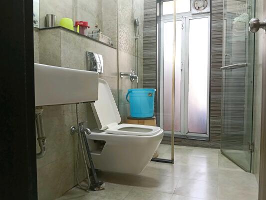 3 BHK Flat in Lokhandwala Kandivali East, Mumbai