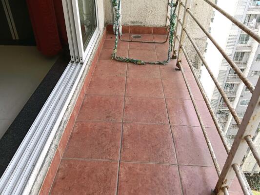 3 BHK Flat in Lokhandwala Kandivali East, Mumbai