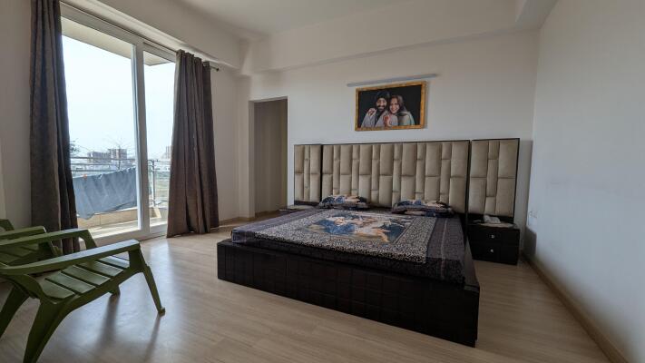 3 BHK Flat in Sector 82A, Gurgaon