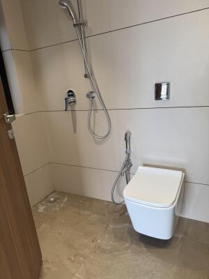 3 BHK Flat in Santacruz West, Mumbai